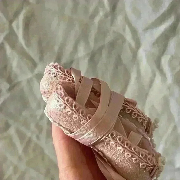 NWT Kur Pink Glitter Ballet Slipper Ballerina Ornament - Ornament Gift Idea - Picture 7 of 11